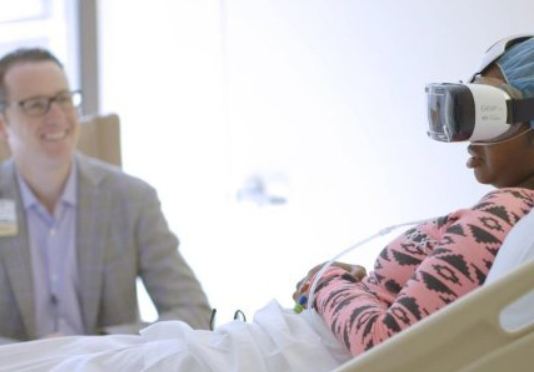 vr y medicina reduce el dolor