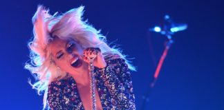 lady gaga beat saber